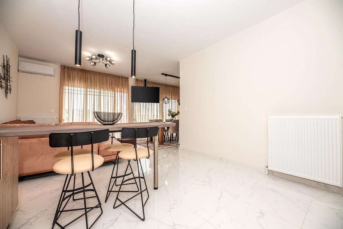 Central Luxury Apartment Thessaloniki Exterior foto